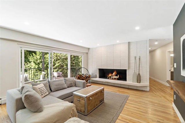 1 of 40 - 3365 Departure Bay Rd, Nanaimo, BC