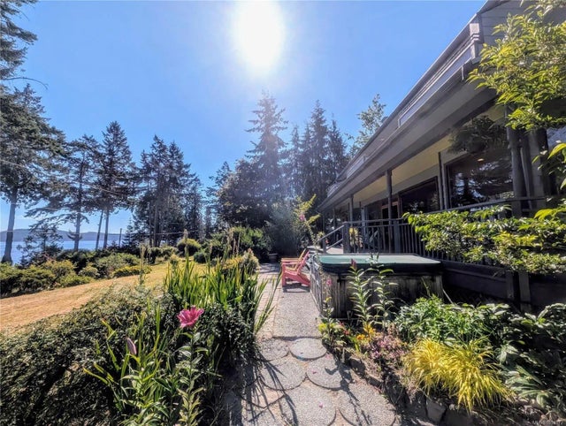 1 of 64 - 1214 North Beach Rd, Salt Spring, BC