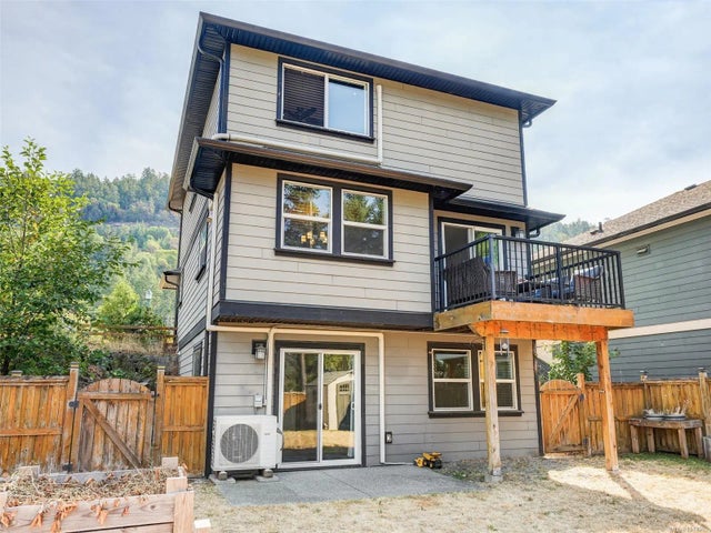 2 of 28 - 1042 Skylar Cir, Shawnigan Lake, BC