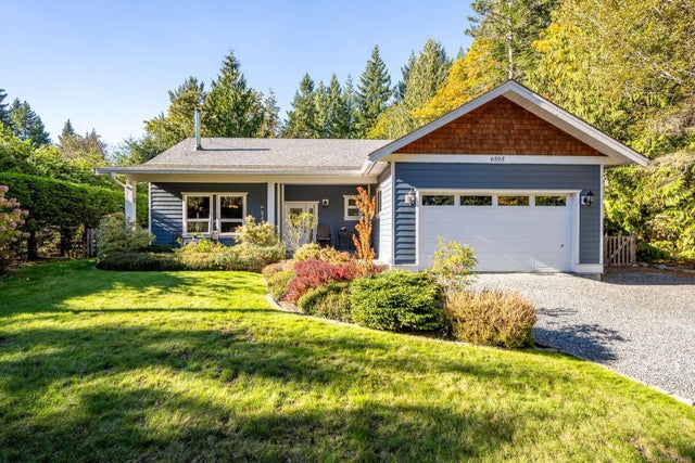 1 of 65 - 6505 Mystery Beach Rd, Fanny Bay, BC