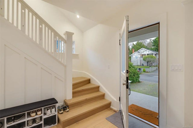 4 of 58 - 1546 Monterey Ave, Oak Bay, BC