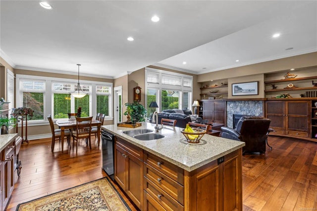 3 of 53 - 515 Eaglewood Crt, Qualicum Beach, BC