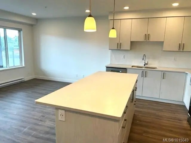 3 of 21 - 147 Haliburton St 502, Nanaimo, BC