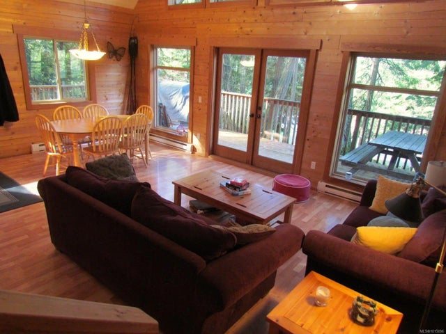4 of 17 - 2647 Galleon Way, Pender Island, BC