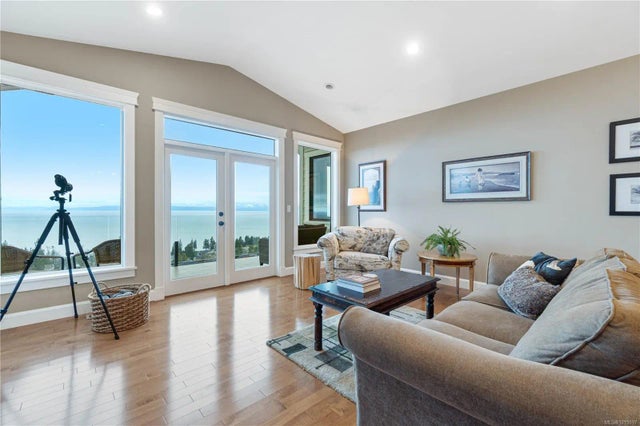 5 of 29 - 5340 Royal Sea View, Nanaimo, BC
