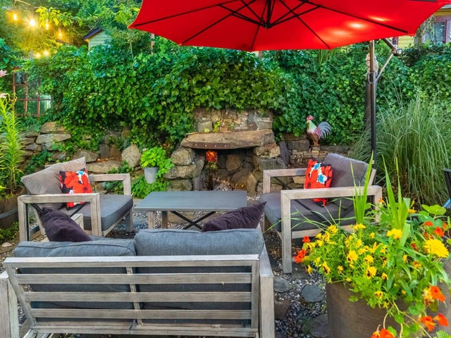 4 of 66 - 18 Roberts St, Ladysmith, BC