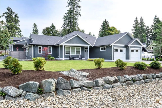 1 of 85 - 8968 Henderson Ave, Black Creek, BC