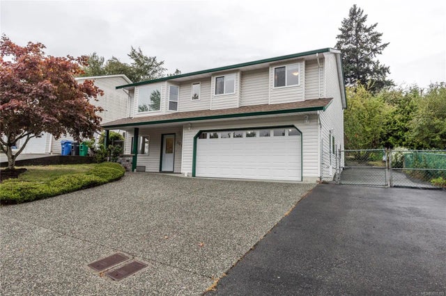 1 of 41 - 1003 Bramblewood Lane, Nanaimo, BC
