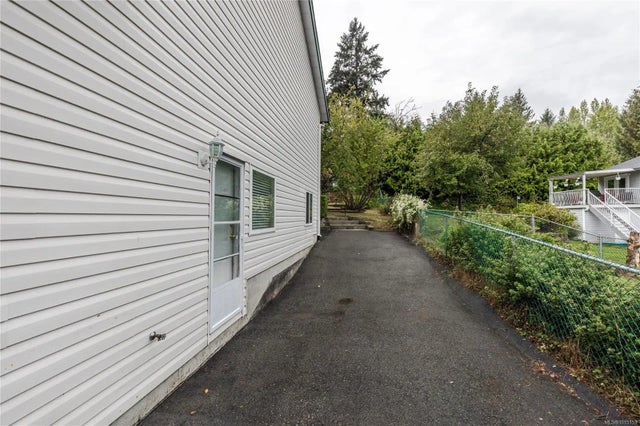 2 of 41 - 1003 Bramblewood Lane, Nanaimo, BC