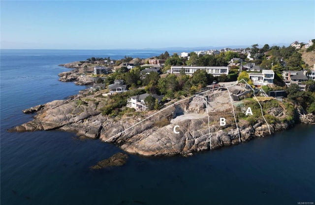 1 of 8 - 291 King George Terr A, Oak Bay, BC