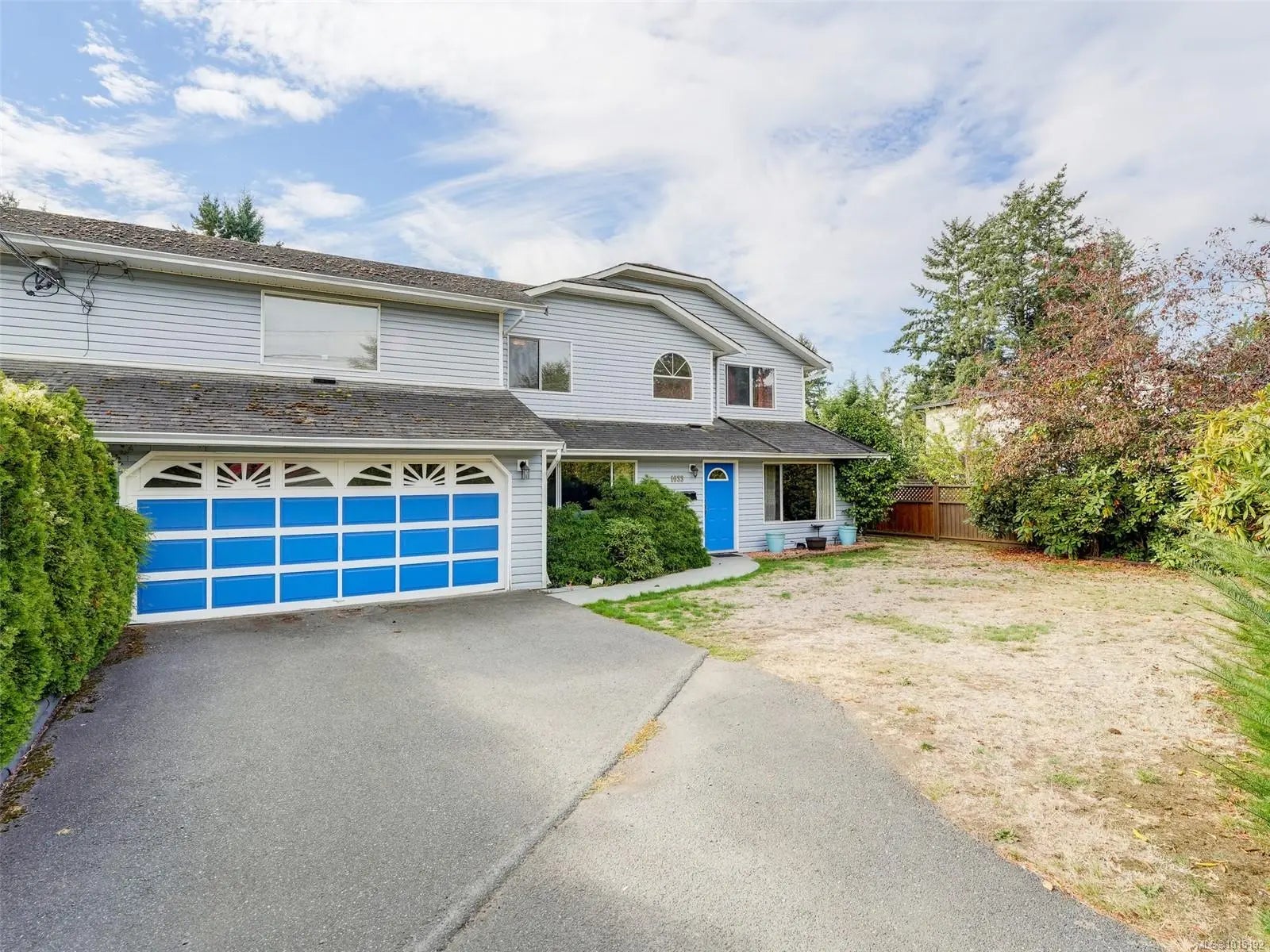 MLS #1015192 for Sale at 1033 Goldstream Ave, in the city of Langford, V9B 2Y6