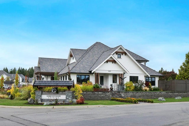 3 of 46 - 3227 Winchester Ave, Courtenay, BC