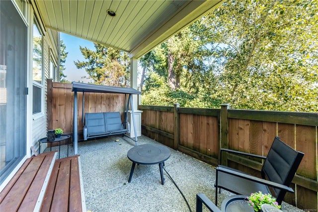 2 of 32 - 834 Varsity Way 100, Nanaimo, BC
