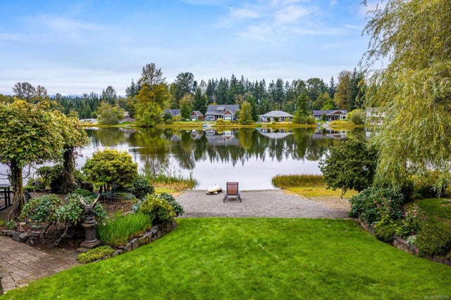 2 of 83 - 9386 Martin Park Dr, Black Creek, BC