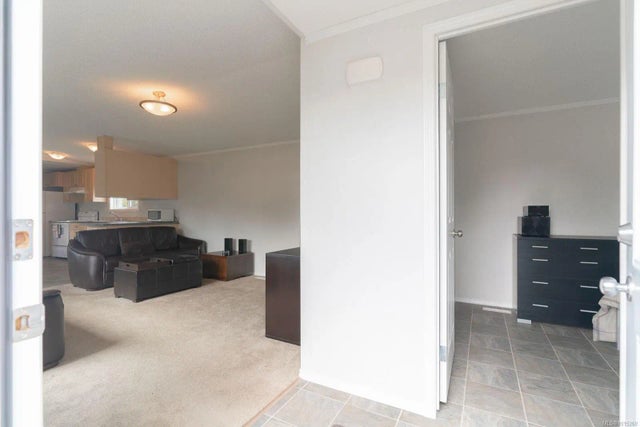 5 of 37 - 10860 Chemainus Rd B, Saltair, BC