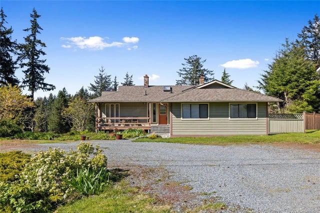 1 of 71 - 7496 Clark Cres, Lantzville, BC