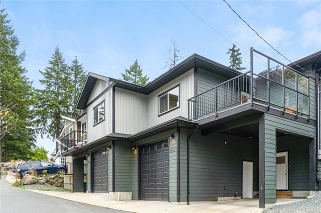 1 of 49 - 3365 Barrington Rd, Nanaimo, BC