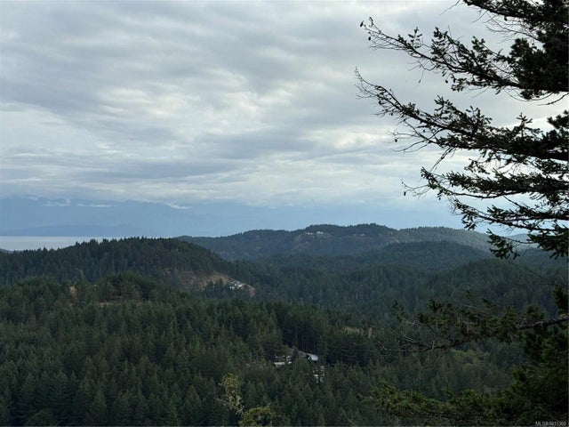 4 of 10 - 1375 Neild Rd, Metchosin, BC