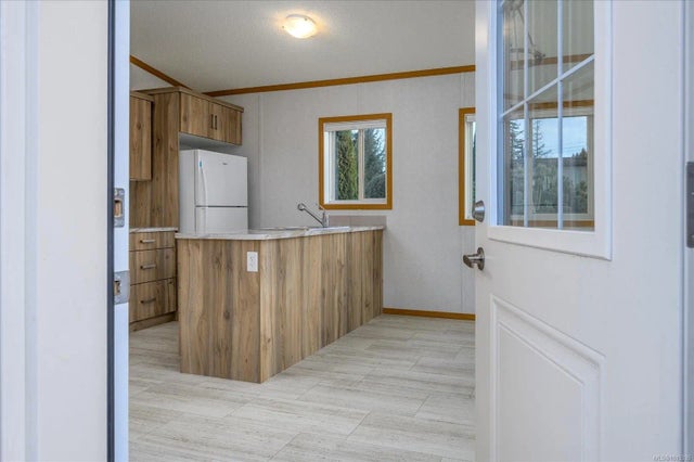 3 of 17 - 6820 Parklands Pl 21, Lantzville, BC