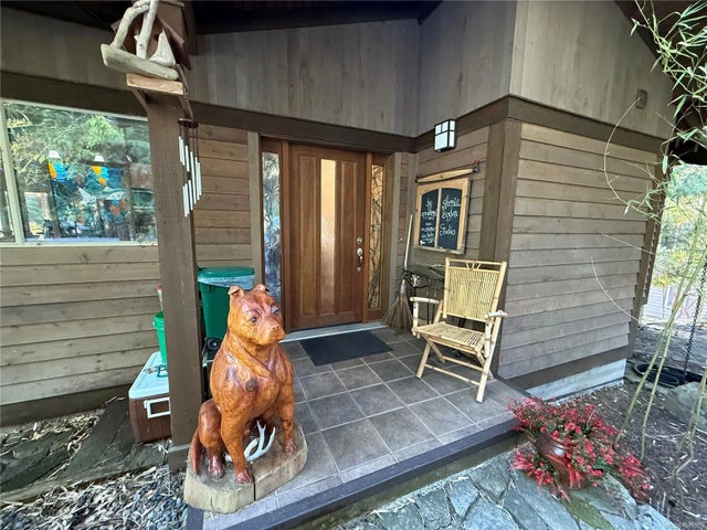 2 of 46 - 2623 Yardarm Rd, Pender Island, BC