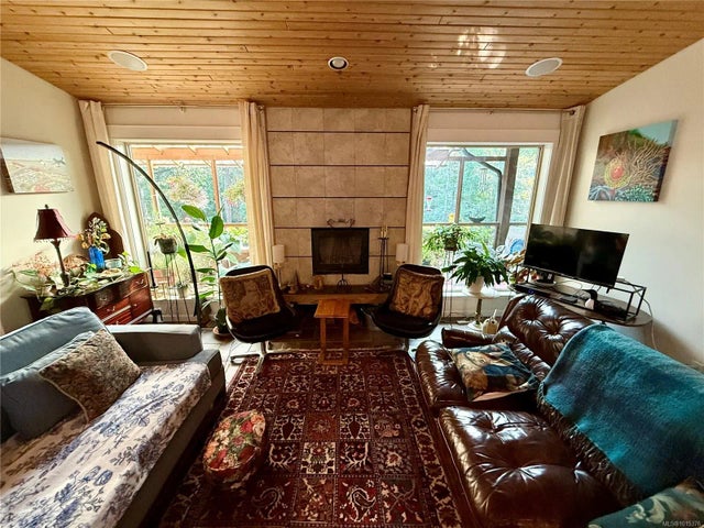 4 of 46 - 2623 Yardarm Rd, Pender Island, BC