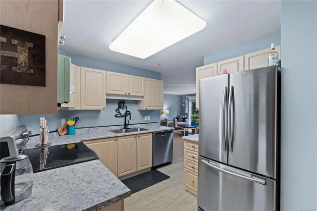 2 of 42 - 335 Hirst Ave W 108, Parksville, BC