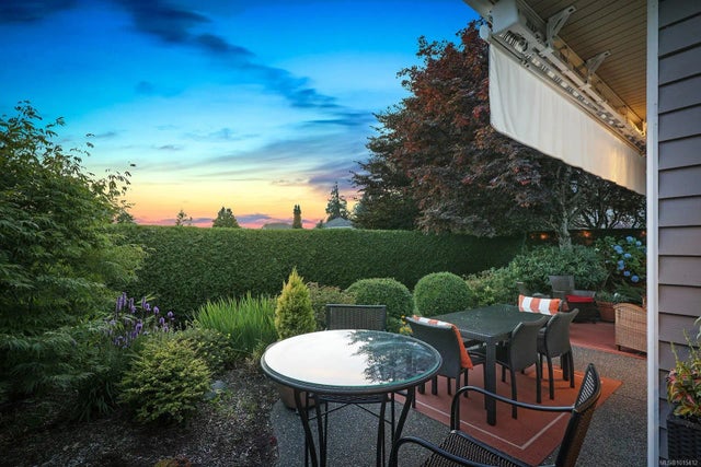 2 of 56 - 3399 Crown Isle Dr 221, Courtenay, BC