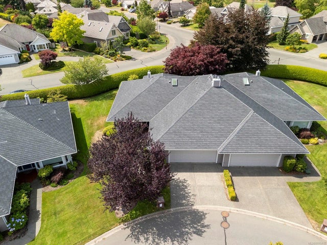 3 of 56 - 3399 Crown Isle Dr 221, Courtenay, BC