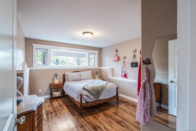 5 of 39 - 1623 Stone Lake Dr, Nanoose Bay, BC