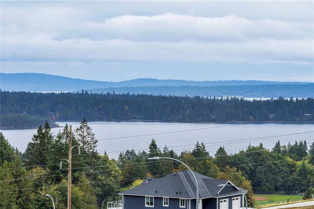 3 of 41 - 127 Ray Knight Dr, Ladysmith, BC