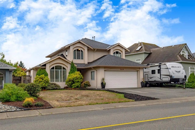 1 of 71 - 5939 Oliver Rd, Nanaimo, BC