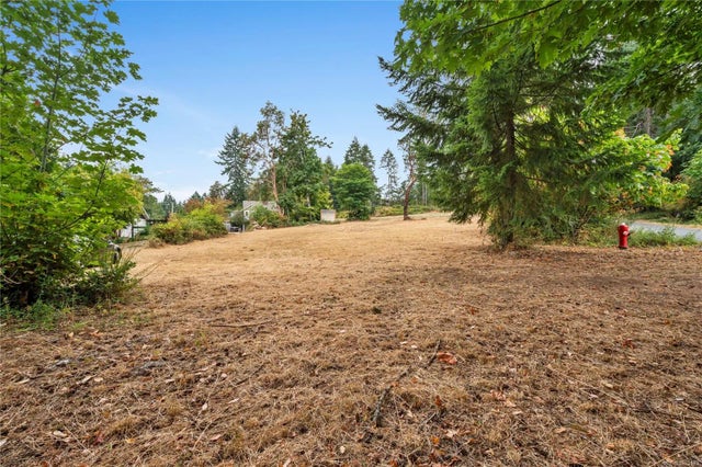 5 of 22 - Lot 3 Fawcett Rd, Nanaimo, BC