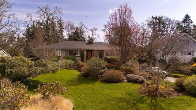 4 of 47 - 3331 Woodburn Ave, Oak Bay, BC