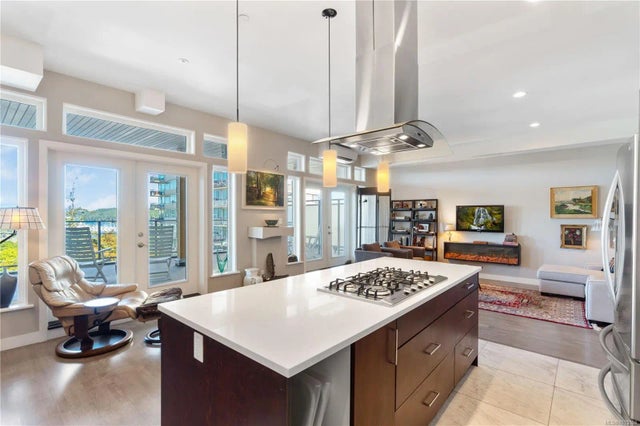 2 of 30 - 10 Chapel St 403, Nanaimo, BC