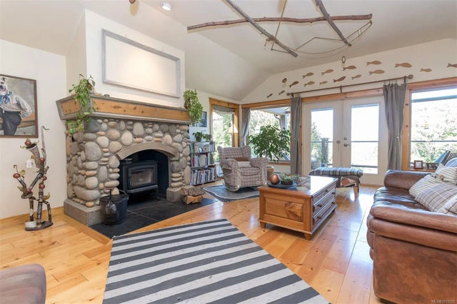 5 of 97 - 1860 Ashling Rd, Qualicum Beach, BC