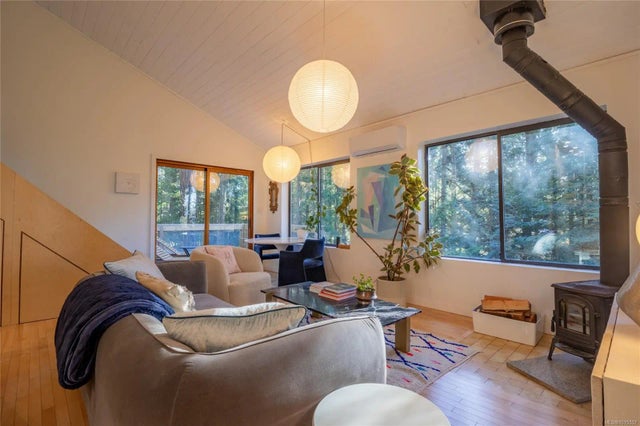 3 of 26 - 4708 Captains Cres, Pender Island, BC