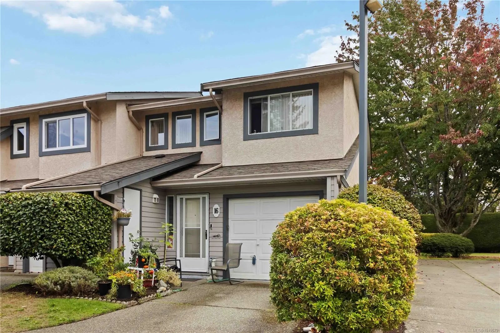 515 Mount View Ave 16, in the city of Colwood Real Estate in BC by ,
