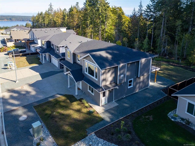 2 of 71 - 811 Stringer Way, Ladysmith, BC