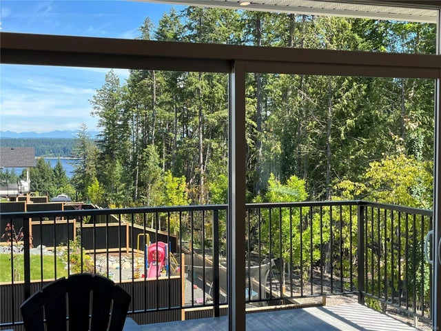 2 of 70 - 671 Sanderson Rd, Ladysmith, BC