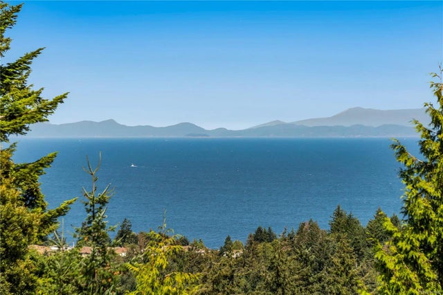 2 of 39 - 4724 Horizon Dr, Nanaimo, BC