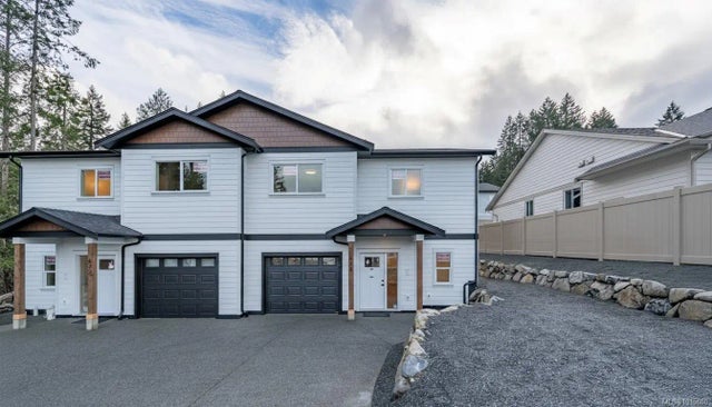 668 Sanderson Rd, Ladysmith