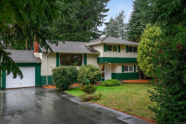 2385 Marlborough Dr, Nanaimo