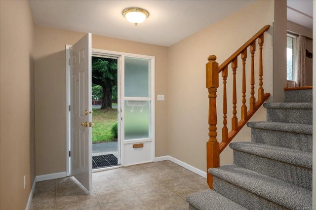 5 of 49 - 2385 Marlborough Dr, Nanaimo, BC