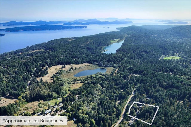 2 of 42 - 168 Sunrise Pl, Salt Spring, BC
