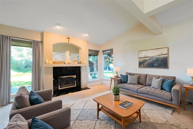 3 of 66 - 3689 Glen Oaks Dr, Nanaimo, BC