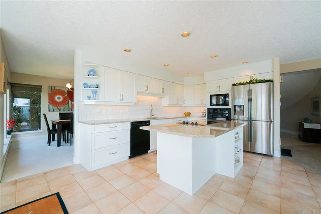 5 of 66 - 3689 Glen Oaks Dr, Nanaimo, BC