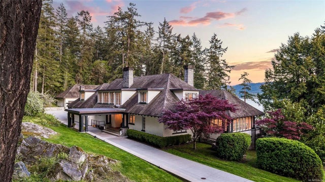 4 of 73 - 605 Senanus Dr, Central Saanich, BC