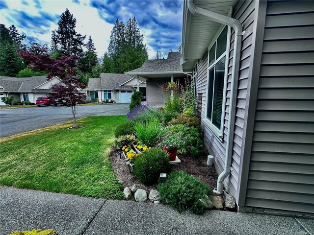 3 of 22 - 300 Grosskleg Way 54, Lake Cowichan, BC