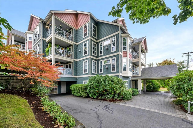 1 of 31 - 341 Ypres St 404, Duncan, BC