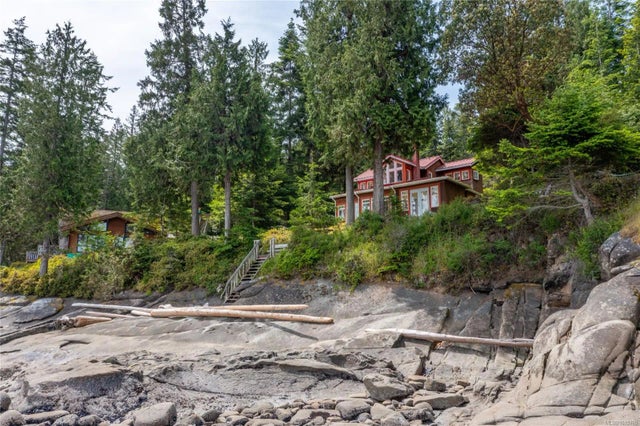 4 of 57 - 105 Island Park Dr, Galiano Island, BC